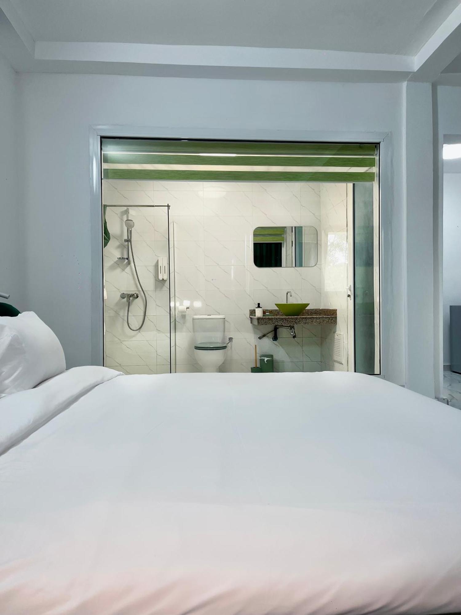 Hotel Le Vaisseau 阿比让 外观 照片