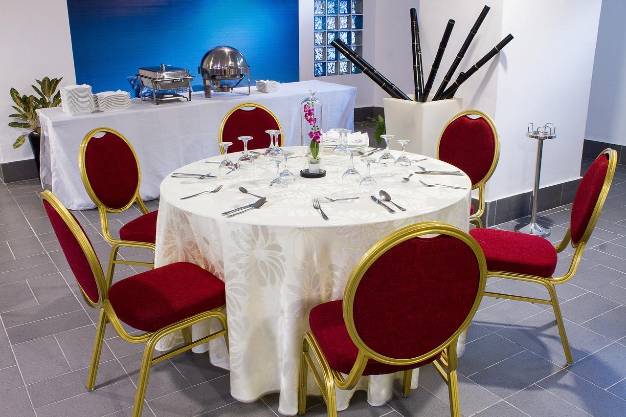 Hotel Le Vaisseau 阿比让 外观 照片