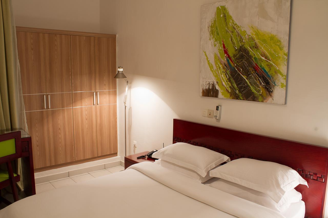 Hotel Le Vaisseau 阿比让 外观 照片